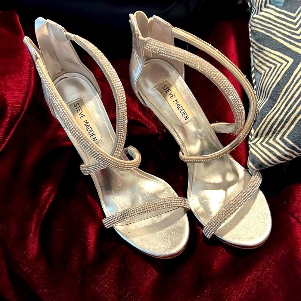 Steve Madden diamanté fancy evening heels silver size 8